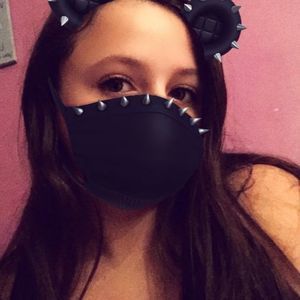 Meet your Posher, Georgia